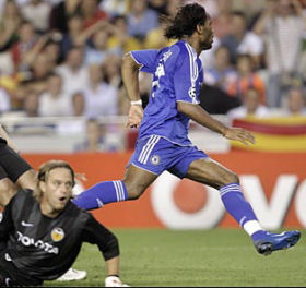 drogba%20vs%20valencia.jpg