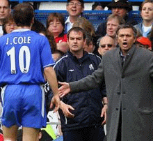 joe%20and%20jose%20do%20battle.gif