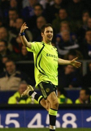 joe%20scoring%20against%20everton.gif