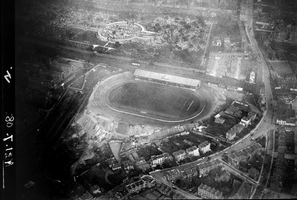 59048c6267bb6_Bird_Eye_Pictures_of_Chelseas_Stamford_Bridge_stadium_1909.jpg.26bb78e4c72483f7af4fe0ab00b6bc0b.jpg