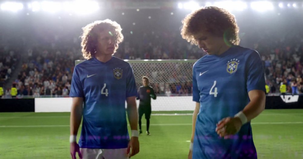 david-luiz-and-his-twin-double-in-new-nike-video-ad.thumb.jpg.7c4751b14a86ad792e69feac4784fb26.jpg
