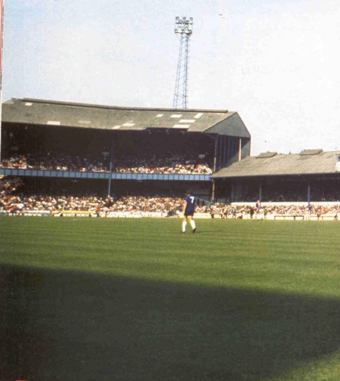 NORTH%20STAND%201970-71.jpg