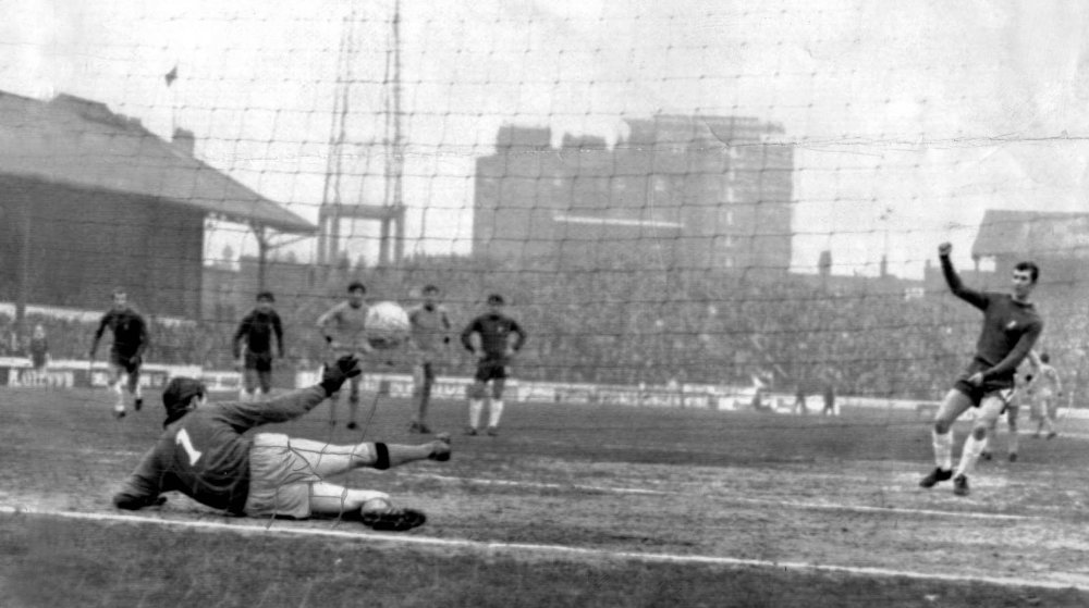 chelsea-v-wolves-dec-68-bos-save-copy.jpg
