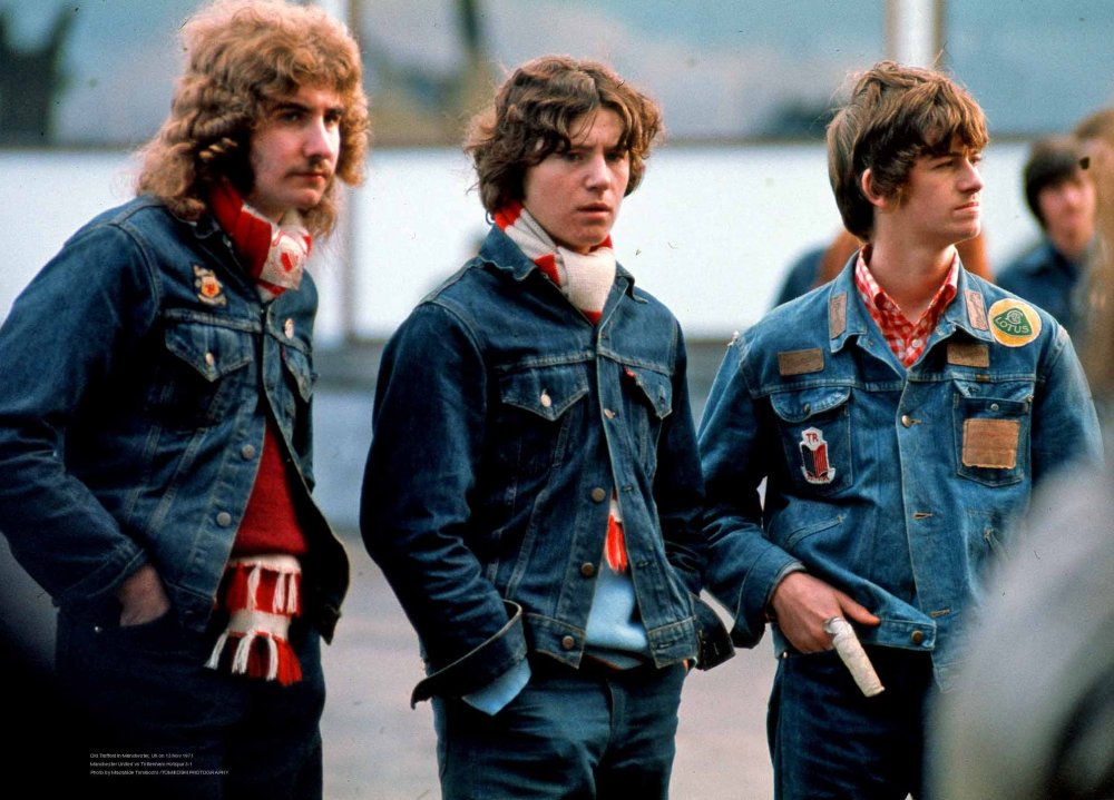 1004481975_ManUtdfans1971.thumb.jpg.793ac16d8bdf817d95d7aeac05768cb8.jpg