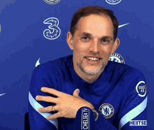 heiitse-cfc.gif.12c2ba5890a15029a71bab8fd8447cb5.gif