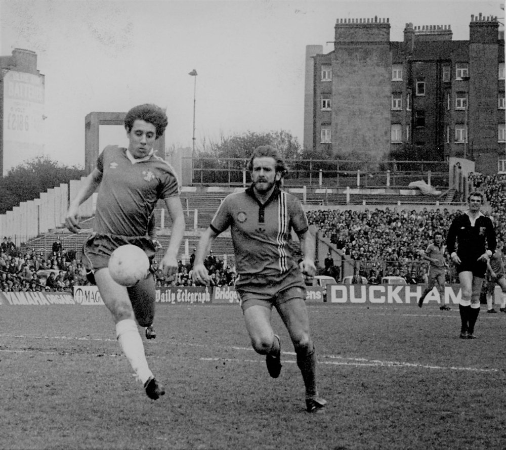 MAIN PHOTO Goalscorer P824 Tony Grealish tries to add to his tally.jpg