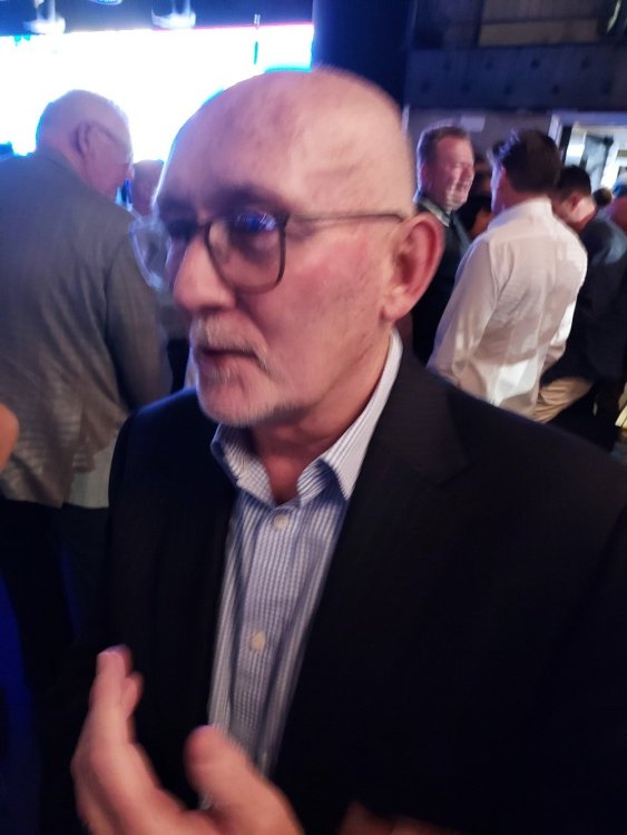 20230527_221918.thumb.jpg.16ecaa474aa0c5f693be01efaa4aa498.jpg
