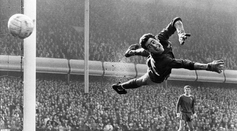 peter-bonetti-473921102.jpg